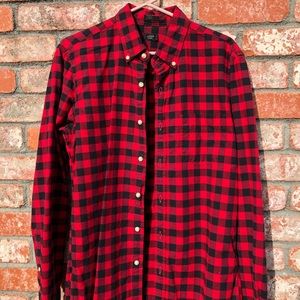 Red buffalo check button down